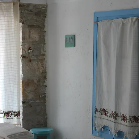 Agapi Konukevi 3* Ayvalı
