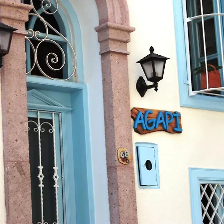 Agapi Konukevi Bed & Breakfast 3*