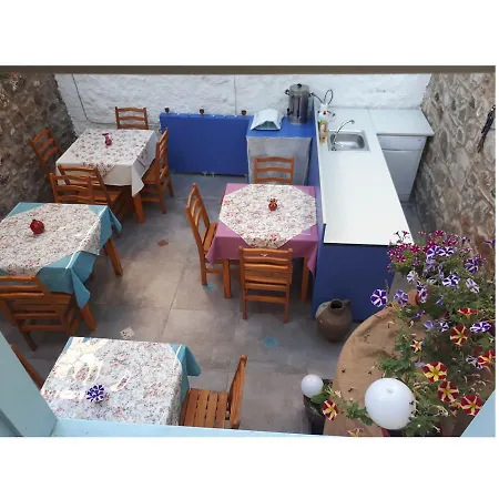 Agapi Konukevi Bed & Breakfast Ayvalı